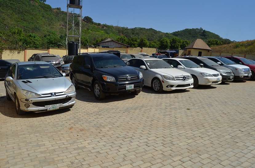 POLICE PARADE 35 SUSPECTS INCLUDING ONE FEMALE FOR ARMED ROBBERY, KIDNAPPING, OTHERS