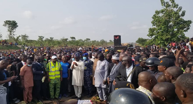 Ps Block Makurdi-Lafia Highway Over Killing Of 7 By herdsmen(Pics, Video)