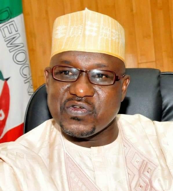 The gruesome assassination of Ahmed Gulak has sparked off ethnic reaction.  Shortly after the news of his death went poubThe Northern Youth Council of Nigeria, NYCN has called on Governor Hope Uzodinma of Imo State, to immediately bring the killer(s) of the ex-aide to former President Goodluck Jonathan, Ahmad Gulak, to justice.The youths threatened to declare Governor Uzodinma persona non grata in the entire northern soil.A statement from its National President, Isah Abubakar, noted, “It’s so pathetic and saddened the continuous killing and lawlessness going on in the South-Eastern part of Nigeria. The government of Imo State must give an account of those who killed Gulak. The continuous killing of Northern and destruction of security facilities in Imo State will no longer be tolerated.” The group urged the federal government to rise up to its constitutional responsibility of protecting lives and property and act appropriately so as to avoid the current situation from escalating to a civil war.It explained that the government should take note that it would not allow the killer(s) of Ahmed Gulak to go unpunished, stressing that the Imo State Governor, who is the chief security officer, must bring those involved in the assassination to justice.According to the statement, “Let us state categorically that northern youths will do everything within their powers to force the government of Imo State to bring the perpetrators of this crime to justice. The Imo State Governor and other South East Governors should take note that we shall not accept the continued killing of Northerners and Northern elites in their region as we shall take revenge henceforth.”The group gave the Governor of Imo two weeks to carry out the investigation or they shall declare him persona non grata across the entire Northern soil.