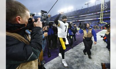 Roethlisberger's Steelers squeak into playoffs