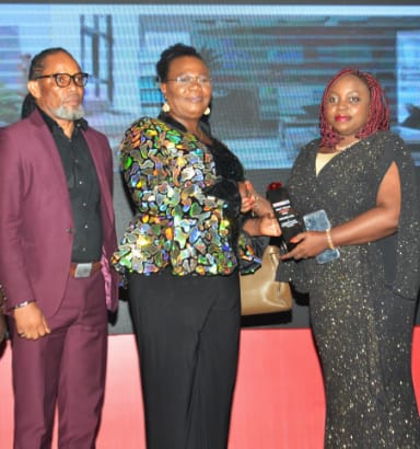 Recare, Makers of Natures Gentle Touch Wins NIVA Next Bull’s Award Recare Limited, makers of Natures Gentle Touch haircare brand has emerged winner of the next bull award at the 2022 edition of the Nigerian Investor Value (NIVA) Awards. The highly coveted award organised by BusinessDay Media and Nigeria Exchange Limited recognises outstanding private companies that have built strong national brands, market share and a reputation for standards and processes, in the next bull category. Formerly known as the Top 25 CEOs & Next Bulls Awards, winners were selected through a proprietary survey carried out by the BusinessDay Research and Intelligence Unit (BRIU) with respondents including equity analysts, retail and institutional investors, financial journalists, sectoral experts and professional advisers. Speaking on the feat, Recare General Manager, Mr. Chijioke Anaele said the recognition has further inspired the company and its flagship brand, the Natures Gentle Touch haircare range to do more for the Nigerian women. “We received the latest award in our kitty with great enthusiasm. The NIVA Next Bull award reinvigorates our mission of offering women haircare solutions that aid them to express individuality, unleash personal style and reveal inner beauty through the knowledge of beauty and style. It has given us more reasons to do more, “ said Anaele. Speaking further on the company founded over 25 years by Mr. Chika Ikenga, Anaele noted that, “The story of Recare’s Natures Gentle Touch aligns with the Nigerian women. From the beginning, it has set out to be deliberately different. The objective was to provide every woman with a hair that is one hundred percent healthy, beautiful and natural through plant-based chemistry and use of organic ingredients from the very beginning.” “The Recare brand empowers users to overcome challenges like dandruff, hair breakage, alopecia, dry hair, receding hair line, slow hair growth, hair loss, weak or damaged hair, dry hair and others to bring out the inner beauty. “Our footprint continues to grow as our products have become available in many countries in Africa reflecting our determination to bringing world-class personal style solutions closer to millions of women and men, “ he stated. Since 2006, Recare also runs the Natures Gentle Touch Hair Institute through which it educates and empowers a new generation of beauty professionals and provide world- class brand experience to consumers. In the same year, Recare became the first company to manufacture the full no-lye relaxer kit in Nigeria. In his own remarks, Chief Executive Officer, Nigerian Exchange Limited, Mr. Temi Popoola, who was represented by the Divisional Head, Capital Market, Mr. Jude Emeka, said the award by the Businessday Media Limited underlined Nigeria Exchange Group’s goal of promoting actionable and effective multi-stakeholder dialogue on issues central to a well-functioning financial system. While acknowledging that the winners are worthy and truly deserving the honour, he clarified that the winners were selected from among companies that are active and the investors have expressed strong demand to own their shares. “As a responsible entity, known for aligning with best global practices, we recognise the importance of corporate governance and effective board leadership in driving sustainability on the business front. That is why we choose to not only recognise listed companies who are blazing the trail in investors relations but those also contributing to building a sustainable socio-economic standard in governance, regulation and compliance,” said Popoola. The Publisher, Businessday, Mr Frank Aigbogun remarked that the NIVA Award recognises leaders of private and public companies who have created sustainable alpha-generating value for their shareholders through strategic priorities, operation efficiency, organisational values and marketing engagement activities. He explained that COVID-19 was what most companies, including Nigerian businesses, never envisaged but the reality today is that Russian-Ukraine crisis has again emphasised the need for backward integration and value addition to the nation’s primary produce.