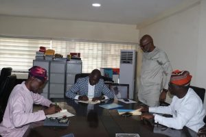 Ogun, Lagos Sign MoU On 31Km Redline Rail Project, As Operation Begins 2023