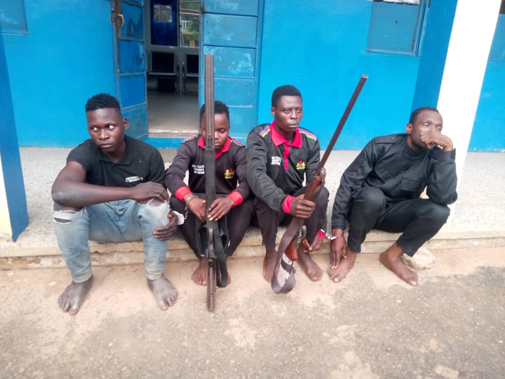 Edo police parade member of vigilante group for alleged illegal road block, extortion