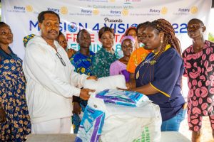 Over 500 Benefit From Rotary Free Cataract Screening Exercise In Ijebu