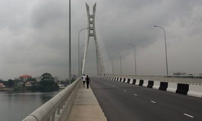 Man Jumps Into Lekki-ikoyi Link Bridge Water