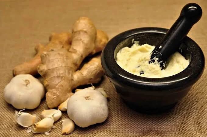 People Who Should Not Eat Garlic and Ginger Together to Avoid Side Effects