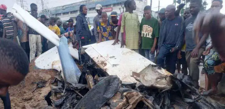 JUST IN: Uproar as helicopter crashes into building in Lagos [VIDEO]