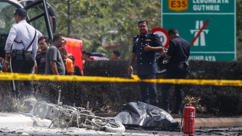 Breaking: Plane crash kills Eight people