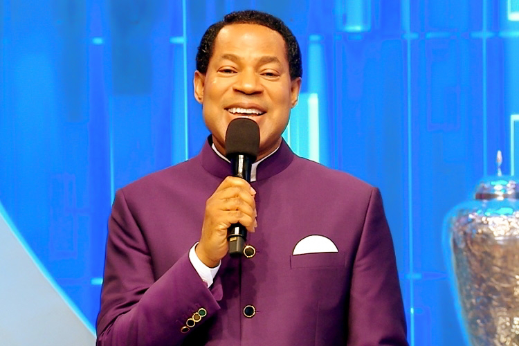Pastor Chris Oyakhilome Supports Testimony Jaga With 100M