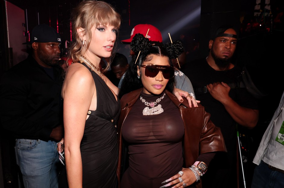 Real Reasons Fans Think Taylor Swift & Nicki Minaj Are Teasing A Collaboration