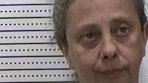 Woman Poisons Lover Over $30M Inheritance