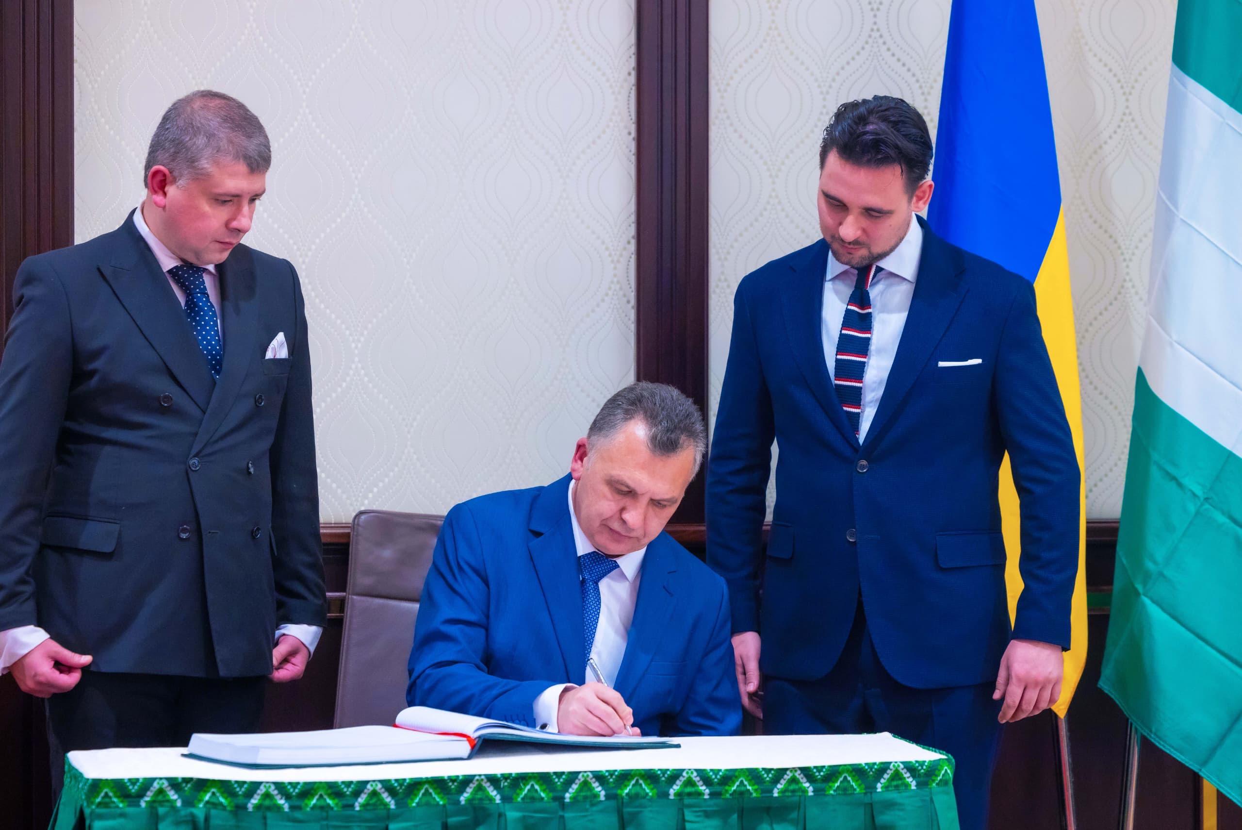 PRESIDENT TINUBU RECEIVES AMBASSADORS, MANDATES THEM TO FOCUS ON NEW INVESTMENT AND TRADE EXPANSION