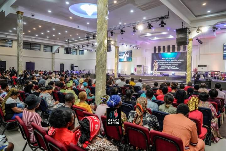 Grace Nation PHDS Service: Prayers and Worship Open Up The Presence of God