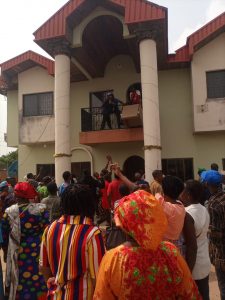 Edo 2024: APC Youths, women protest in secretariat, demand sack of state exco

By Elvis Omoregie, Benin