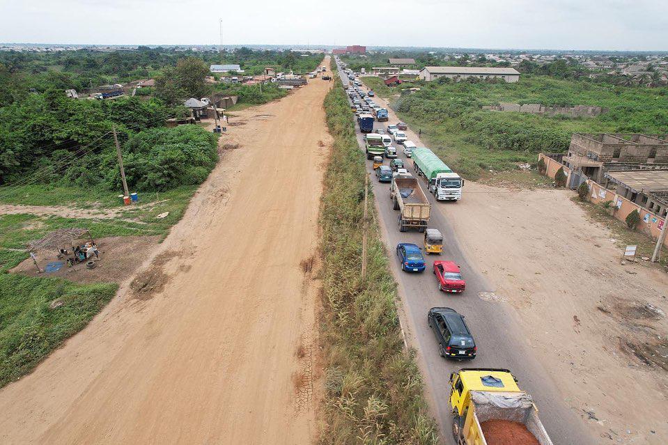 Ogun Exco Approves Abule Egba-Abeokuta Expressway, Ogijo Road, Five Other Major Projects For Execution ...to carry out palliative work at Iyana Ilogbo bus stop