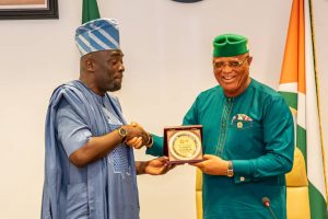 FHA MD/ CEO, Hon Oyetunde Ojo visits Akwa Ibom State.