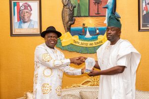 Bayelsa State Government pledges free land to FHA.