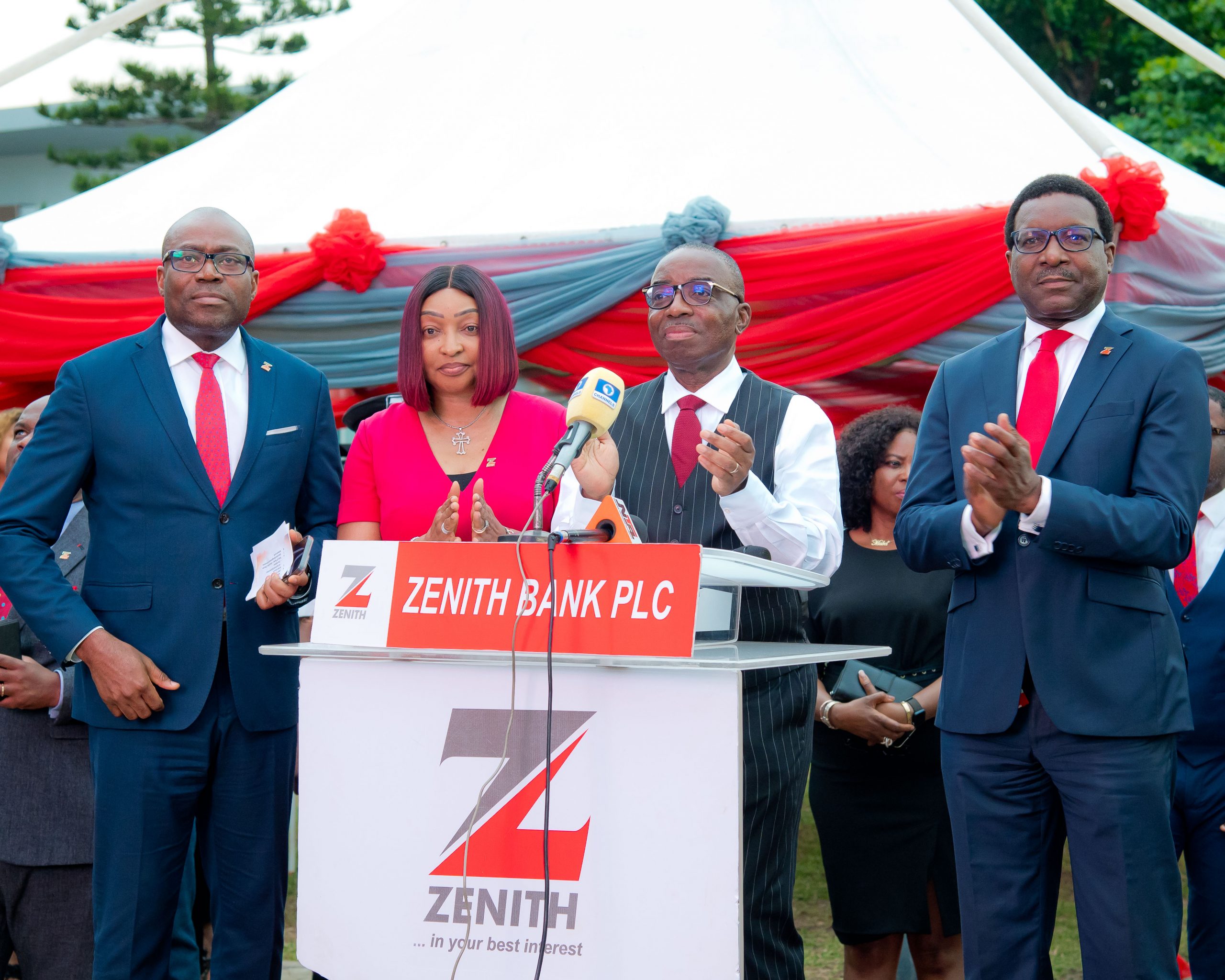 ZENITH BANK LAUNCHES STATE-OF-THE-ART DIGITAL SCREEN AT AJOSE ADEOGUN ROUNDABOUT