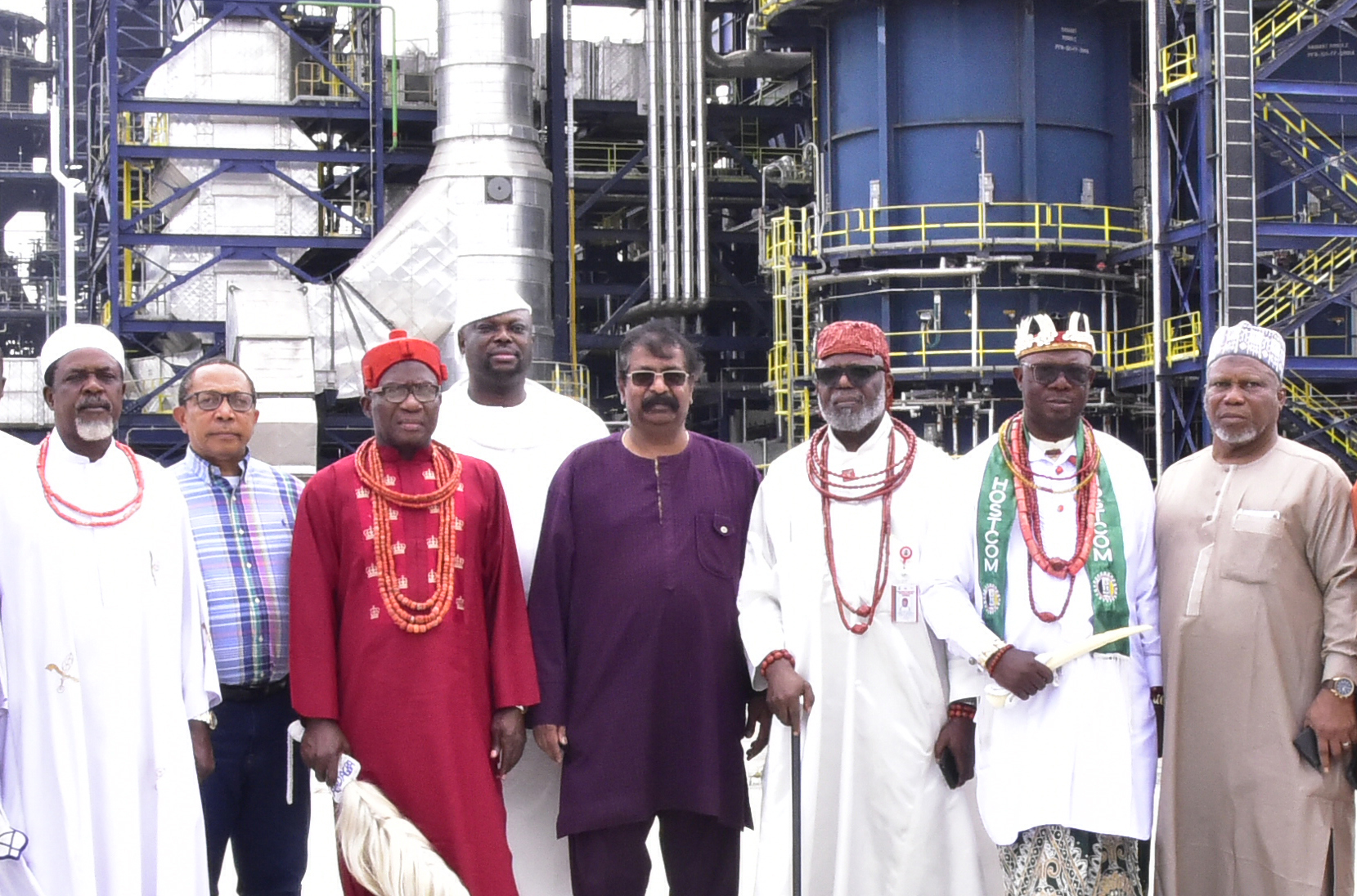 Oil Producing Communities Group threatens to seal all Oil pipeline facilities over poor treatment of Dangote, other Modular Refineries