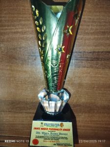 ARIYA EXTRA : KING SAHEED OSUPA GLOBAL FANS CLUB HONORS ALHAJI AREMS WITH PRESTIGIOUS AWARD