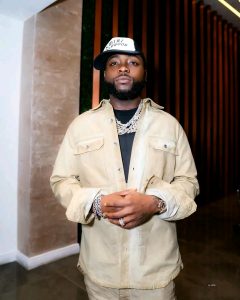Casssahaaat!” – Davido Sparks Frenzy After Flaunting Mysterious Multi-Million Dollar Paycheck