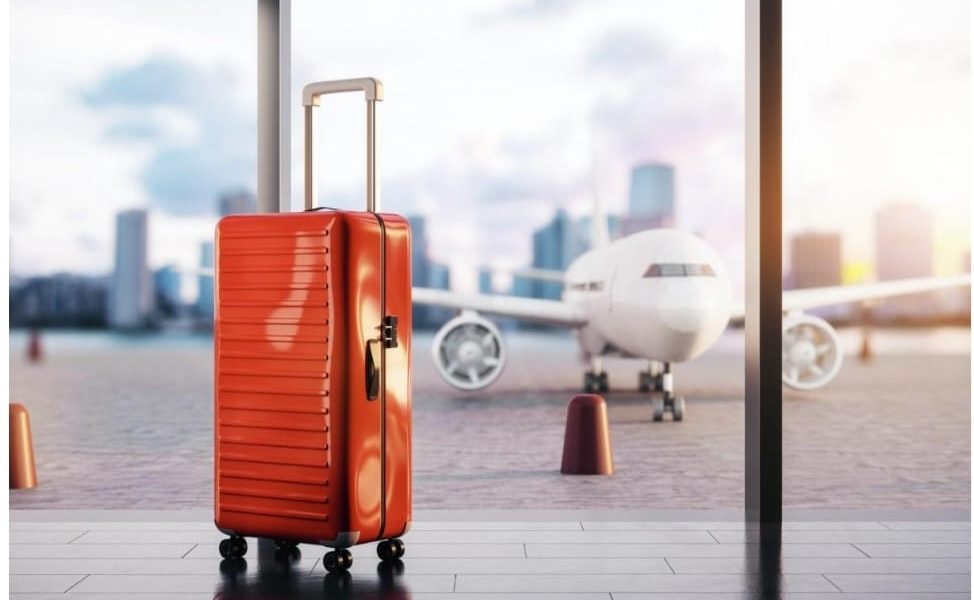 Carry‑On Chaos: Travelers Clash Over Tightened Size Rules in 2026 ...